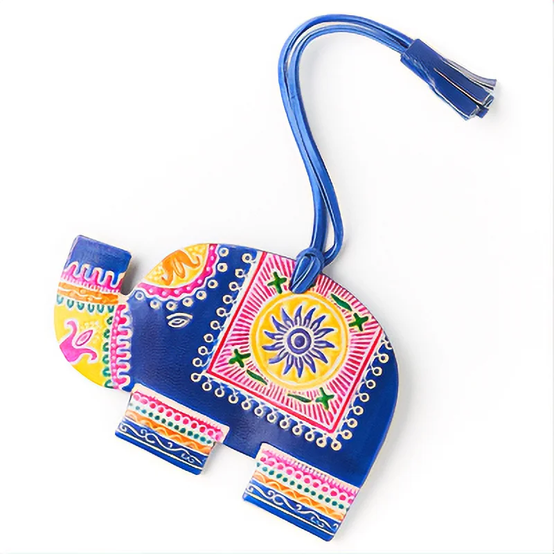 Water-resistant canvas travel shoulder bag for beach vacationsBlue Elephant Luggage Tag