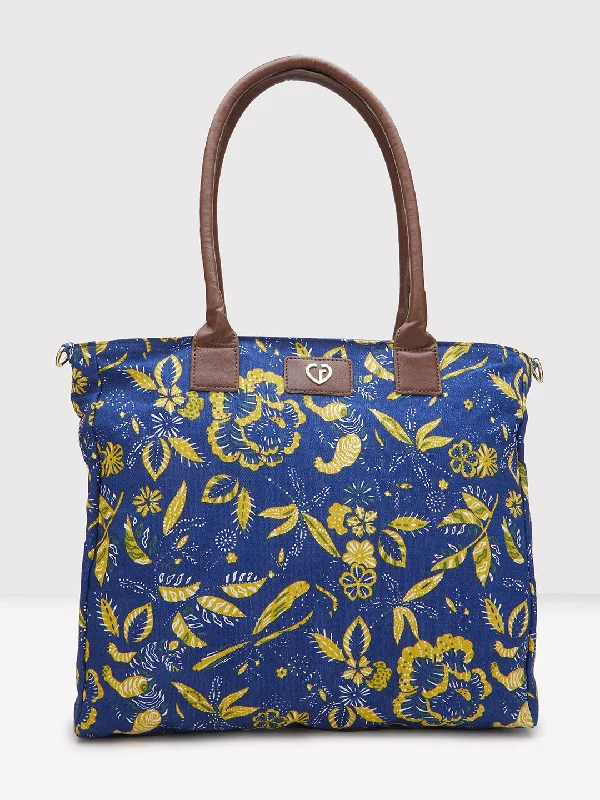 Patchwork Tote Bag in Denim with Vintage - Inspired Designs for a Retro AppealCaprese Hazel Tote Large Blue