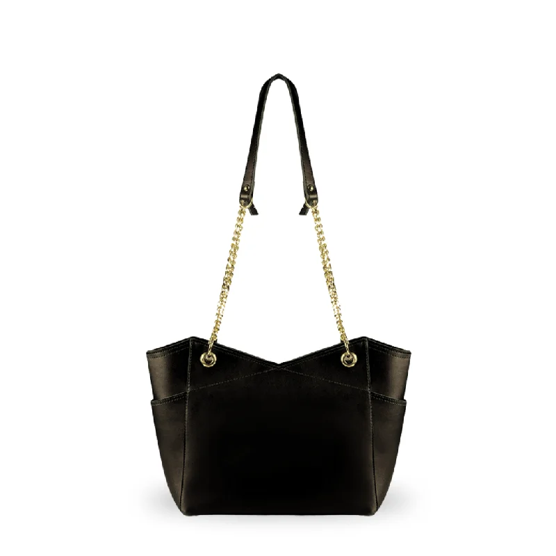 Quilted Tote Bag in Cream with Silver Hardware for a Classic and Sophisticated StyleREENA BLACK