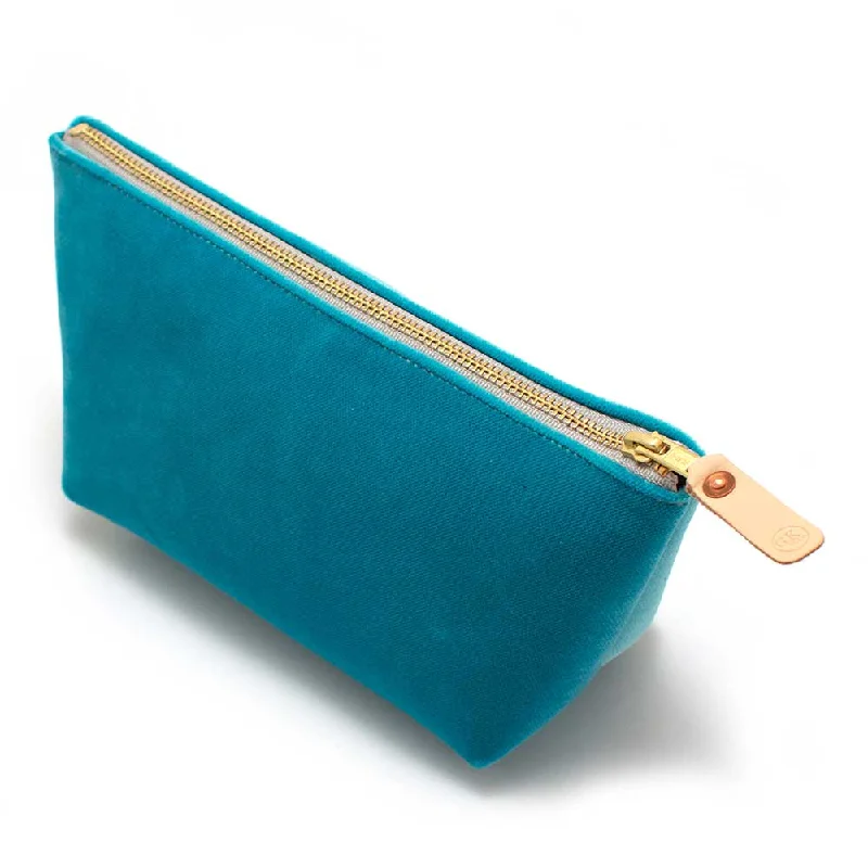 Women's Glittery Clutch in Blue for Disco - Themed EventsVelvet Travel Clutch-Tiffany