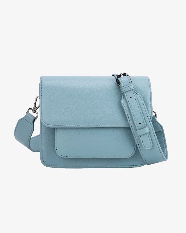 Leather - Trimmed Denim Crossbody Bag in Blue for a Vintage - Inspired LookCAYMAN POCKET SOFT STRUCTURE - Stone Blue